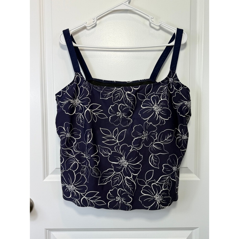 Delta Burke Navy Blue White Floral Tankini Swim‎ Top Plus 20W Square Neck 20